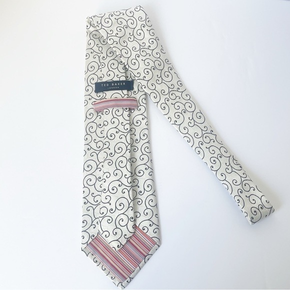 Lot of six Luxury Silk Ties 3 Canali 2 Ted Baker 1 Ermenegildo Zegna - Picture 4 of 14